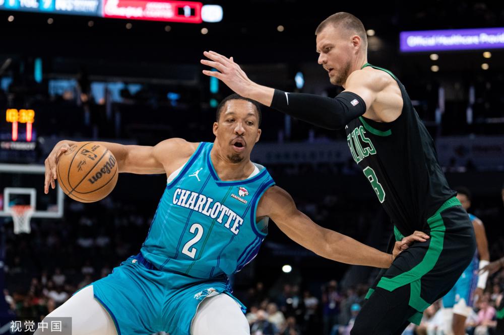 他们利用出 他们利用出