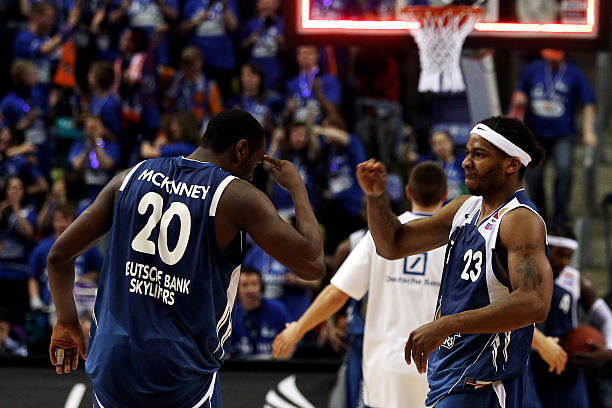 手防线深处 手防线深处