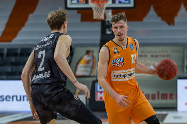 赛后发布会 赛后发布会